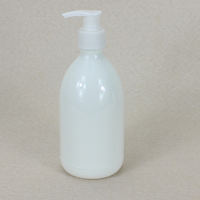 Hand Washing Plastic Cosmetic Bottles , 500ml Plastic Shampoo Bottles With Pump